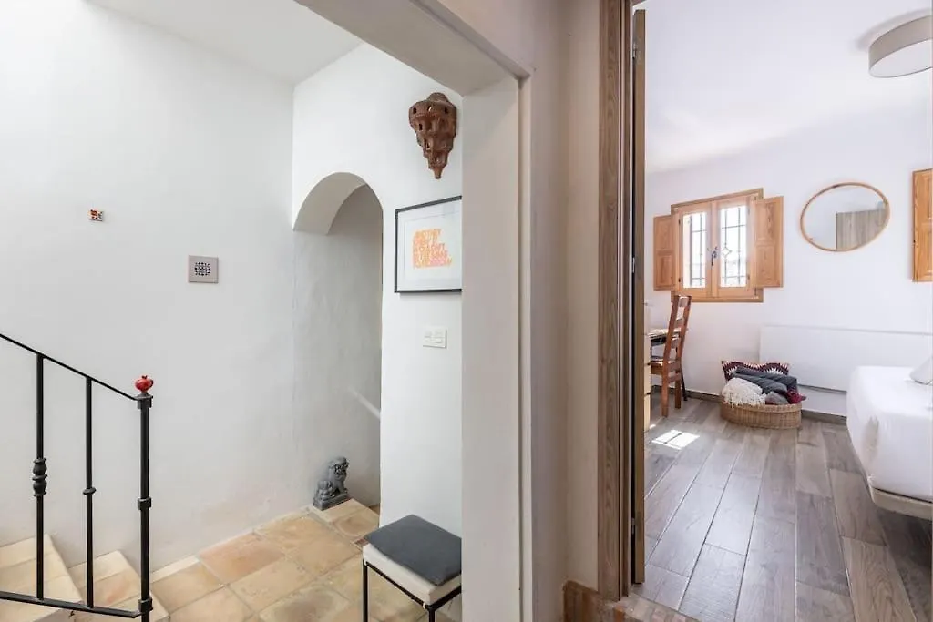 Casa Luna - Townhouse In Granada With Open Terrace